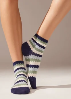 Calcetines Cortos con Labor de Rayas