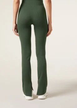 Legging Flare Deportivo Con Abertura Inferior