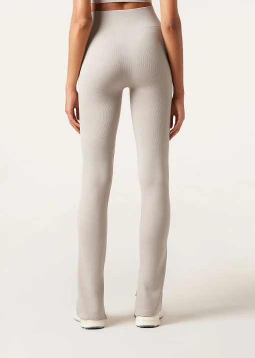 Legging Flare Deportivo Con Abertura Inferior