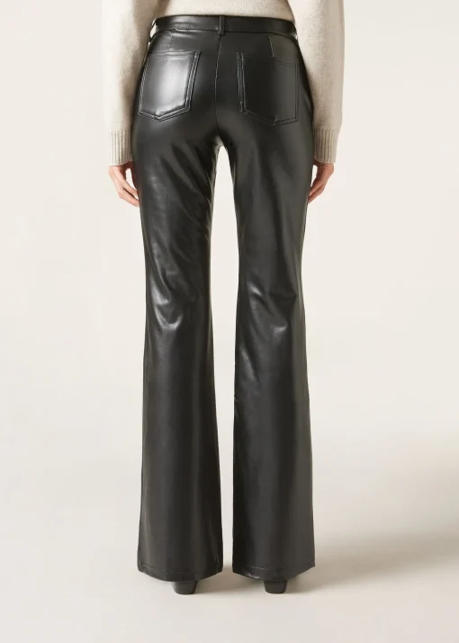 Pantalón Flare Efecto Piel