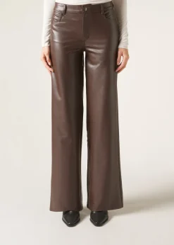 Pantalón Recto Efecto Piel Con Pinzas