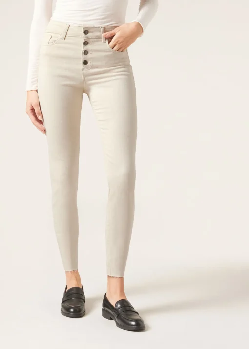 Pantalón Súper Skinny Detalle Botones