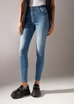 Pantalón Súper Skinny Detalle Botones