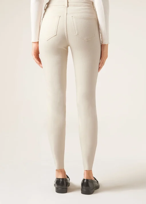 Pantalón Súper Skinny Detalle Botones