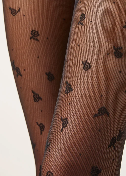 Panty Transparente De Tul Con Microestampado De Rosas