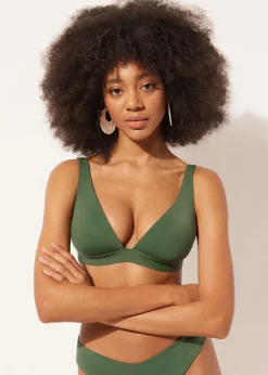 Triángulo Ligeramente Relleno Bikini Indonesia