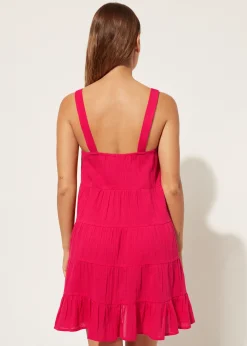 Vestido Corto con Volantes